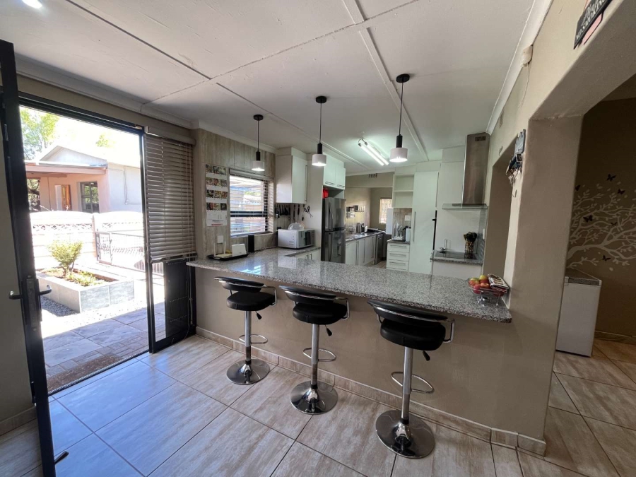 5 Bedroom Property for Sale in Oosterville Northern Cape